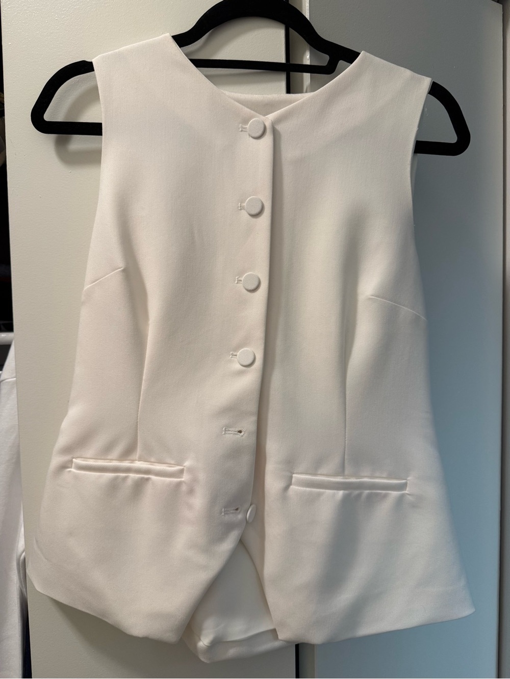 Abercrombie & Fitch Cream Sleeveless Button Front Vest